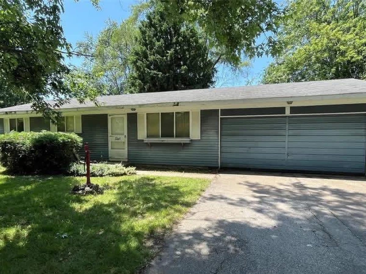 House before renovation
