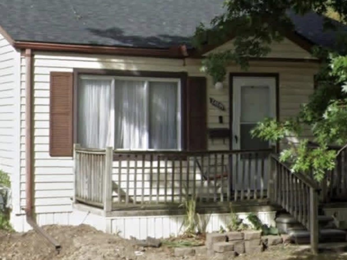 House before renovation